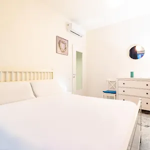 Piazza Gramsci Amazing With Balcony - Collection , Milan Italy