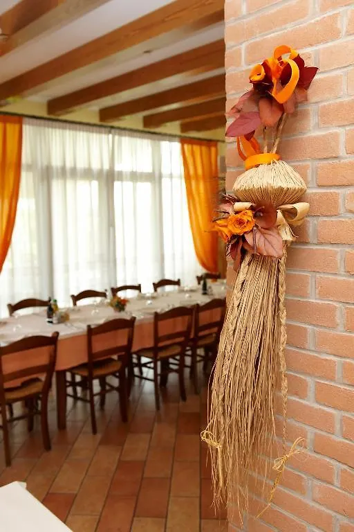 Agriturismo Il Cascinale Treviso 0*,  Italy